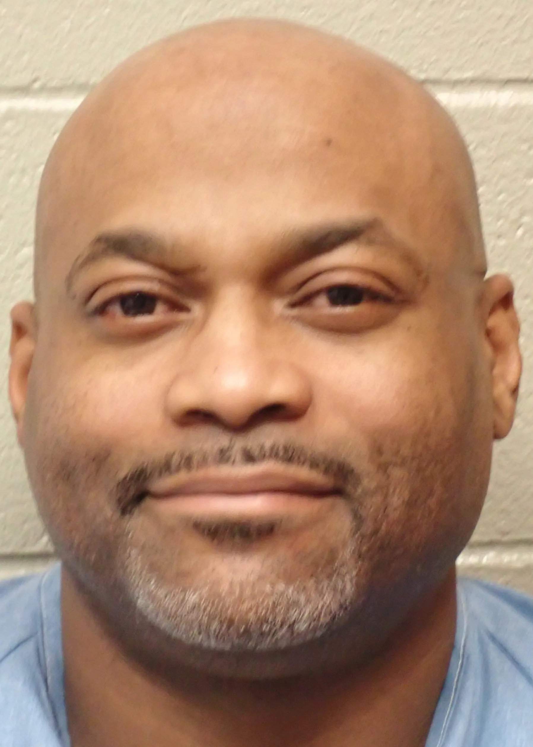 Registry photo of Derrick Tennon