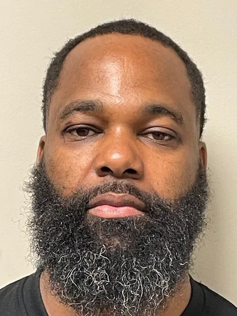 Registry photo of Carlos Marquize Banks