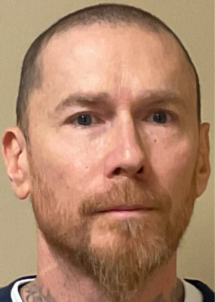 Registry photo of Arlin Ray Yates