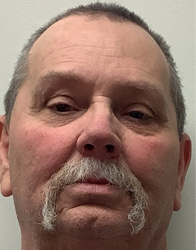 Registry photo of Clifford James Ward