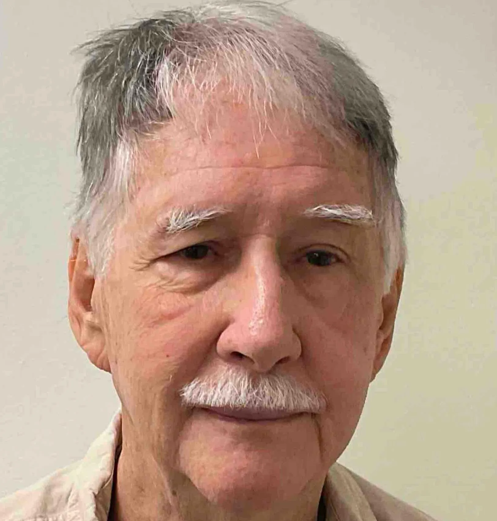 Registry photo of William Robert-Jr McLeod