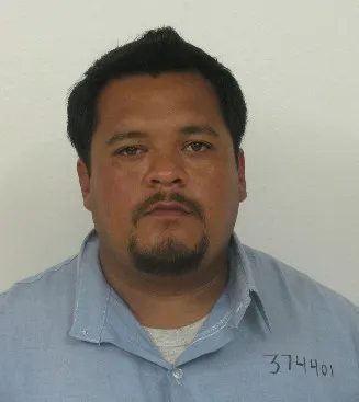 Registry photo of Rolando Rosas Contreras
