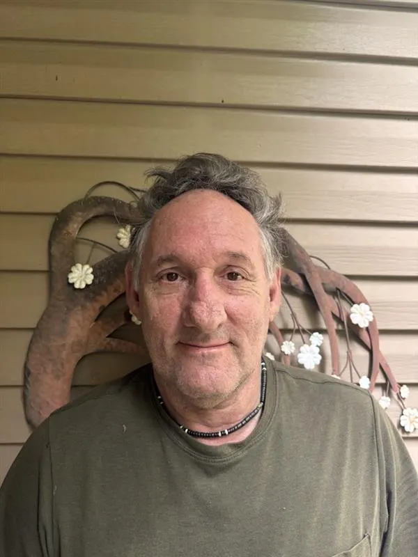 Registry photo of James Stephen Dampier