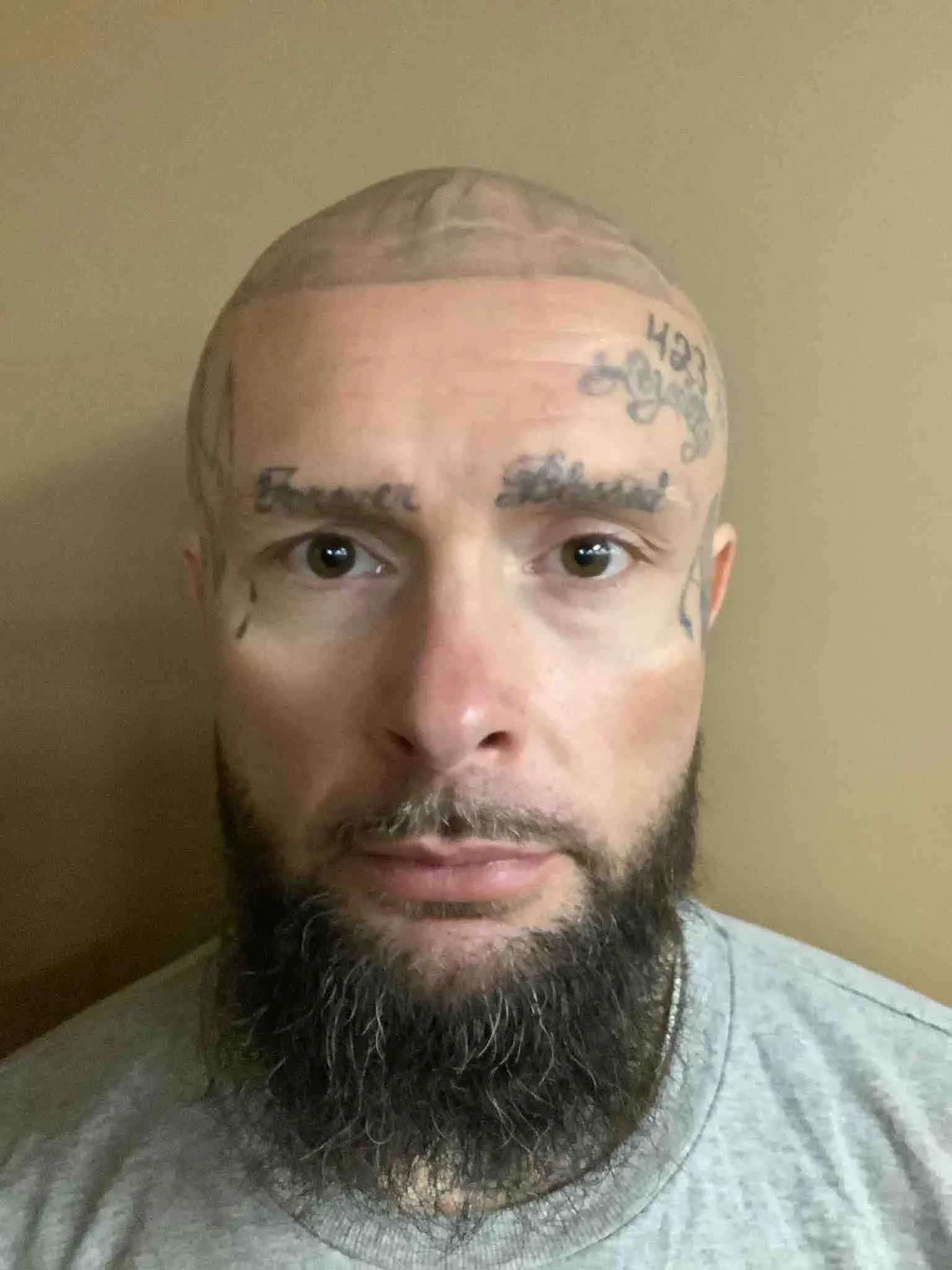 Registry photo of Mickey Joe Clark