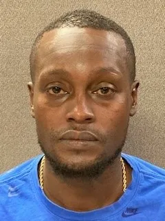 Registry photo of Freddrick Lydrell Bates