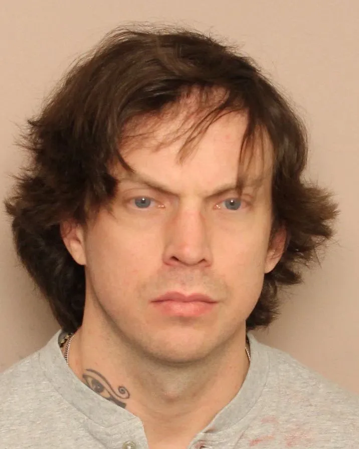 Registry photo of Saberon Van Overby