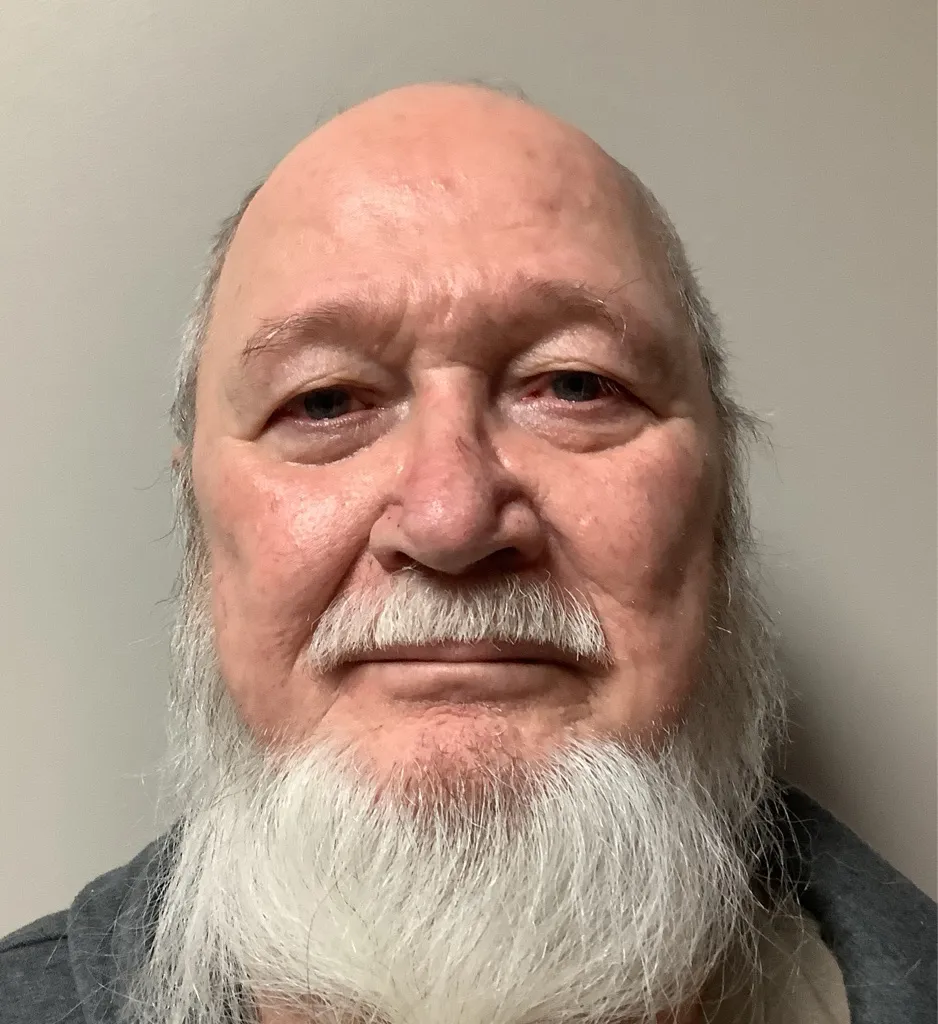 Registry photo of Charles E Walker