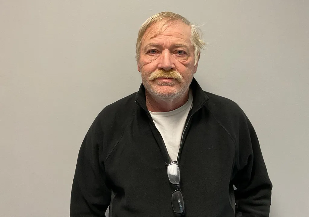 Registry photo of John Henry Olmstead