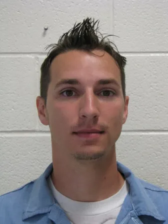 Registry photo of Aaron Lee Skeen