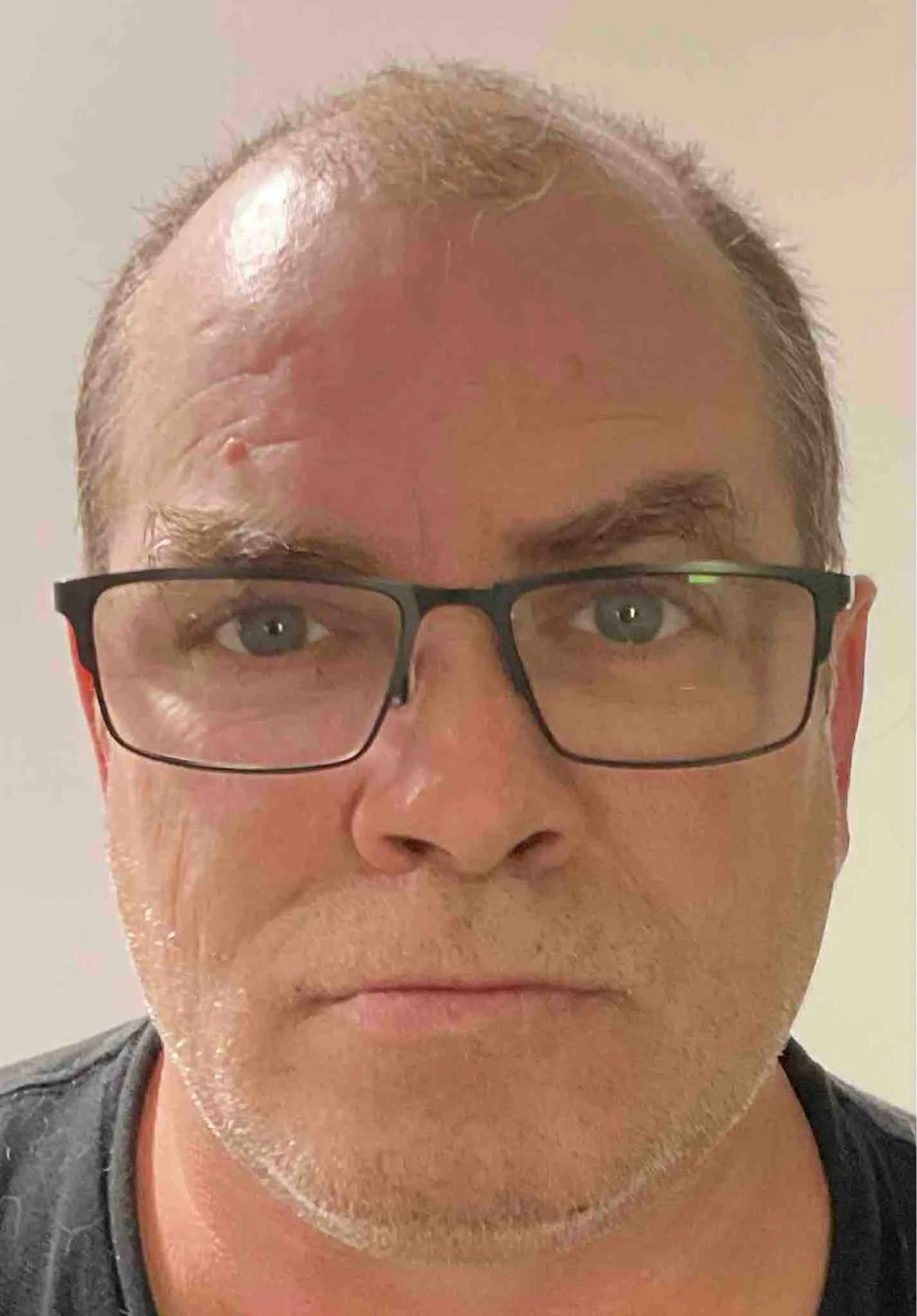 Registry photo of Kenneth W Holt