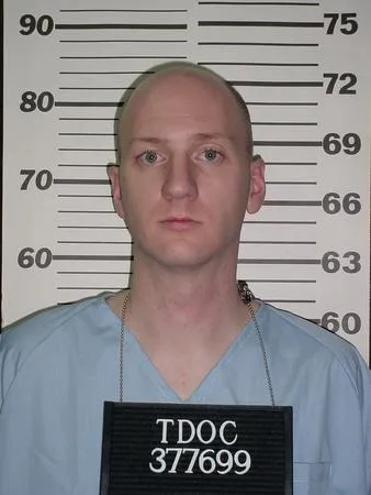 Registry photo of Timothy Wayne Roach