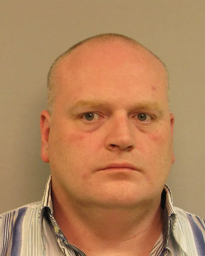 Registry photo of Leslie Paul Hatfield