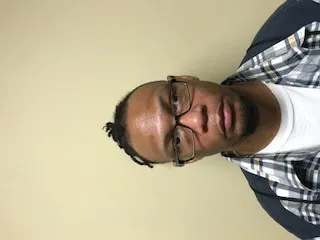 Registry photo of Cedric Thomas Seats