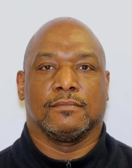 Registry photo of Cortez Dennis Avery