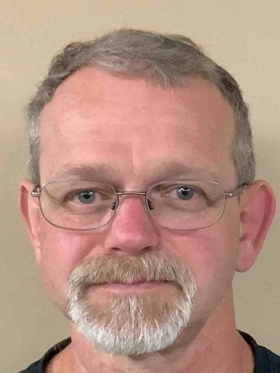 Registry photo of Michael Lester Hill