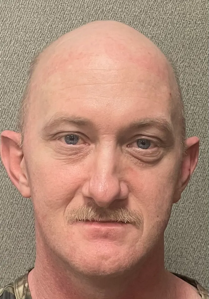 Registry photo of Cecil Edward Anderson