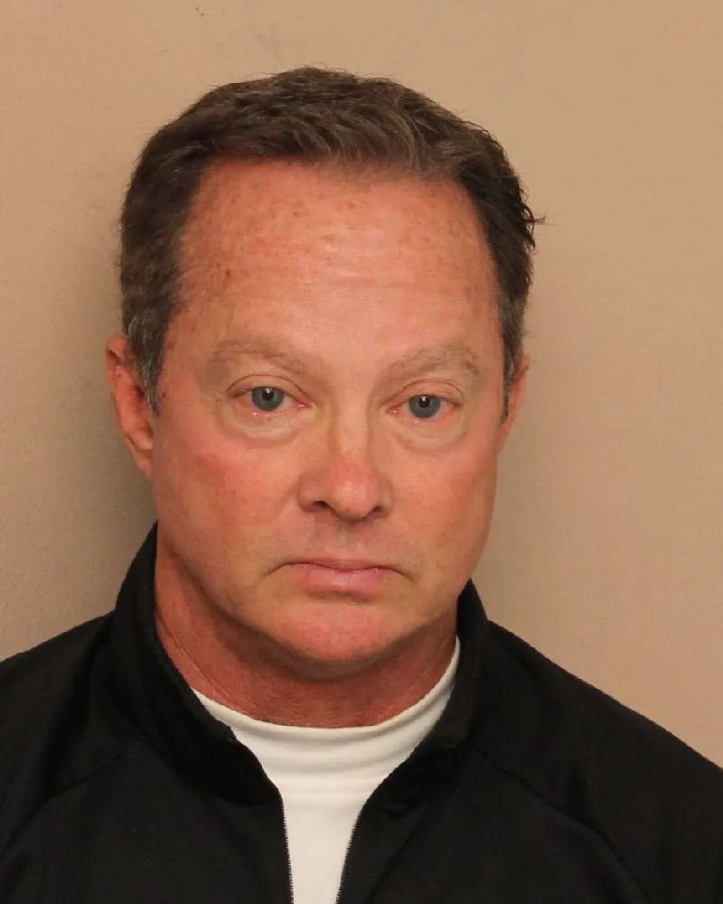 Registry photo of Ronald Scott Lewis