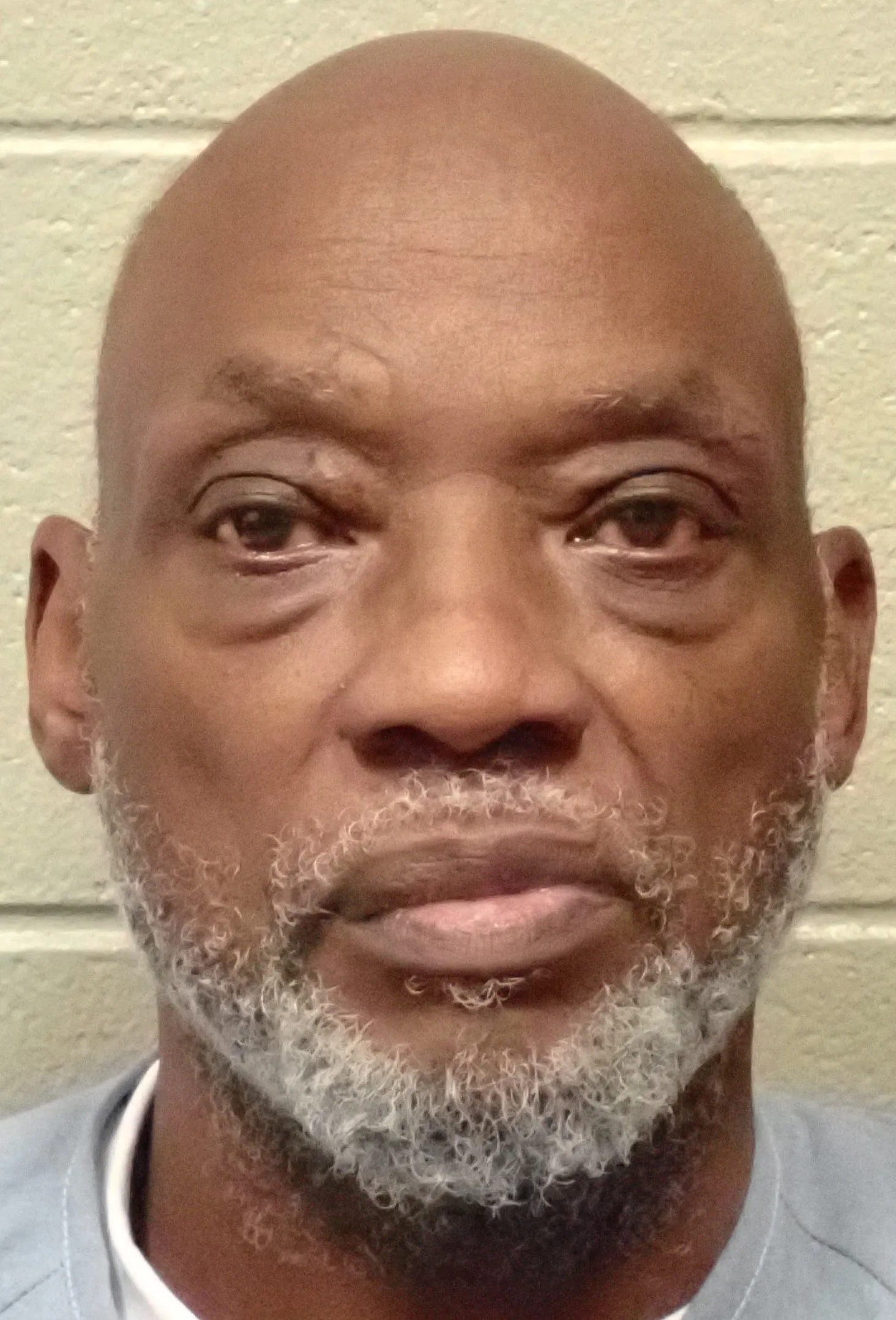 Registry photo of Larry Darnell Pinex