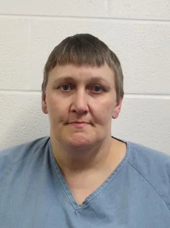 Registry photo of Michelle Mae Gunter