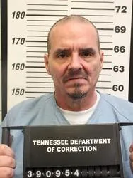 Registry photo of Elijah McHenry Carney