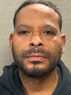 Most recent booking photo for Robert Lamont Moss