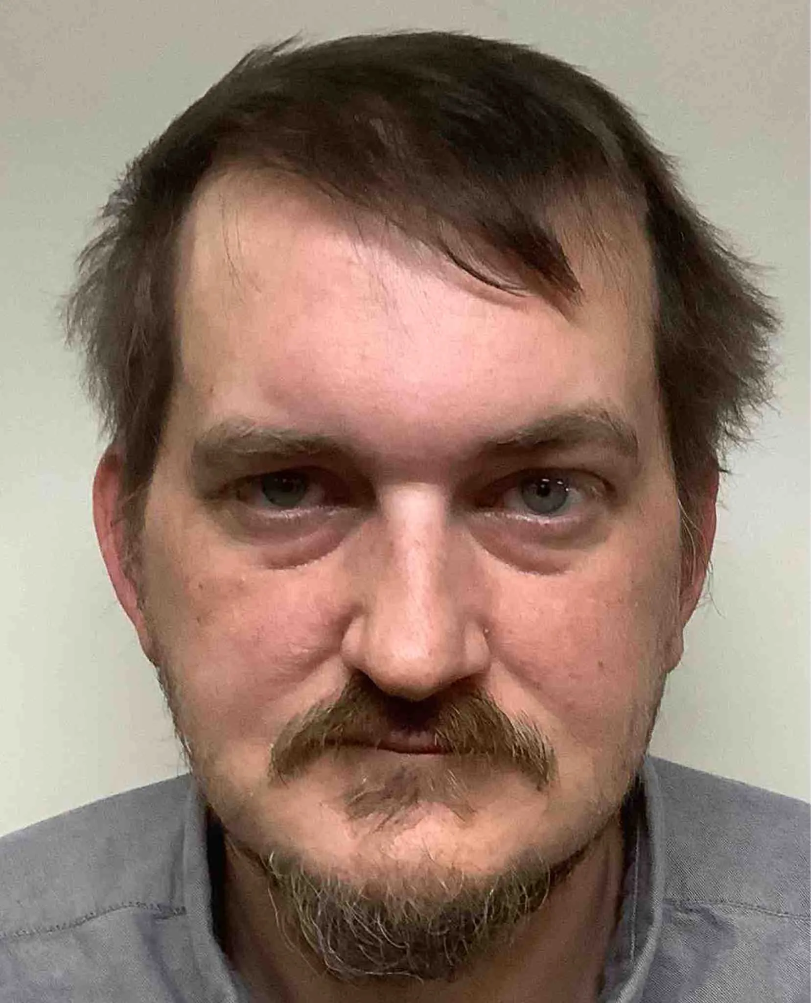 Registry photo of Nicholas Shane Brewer