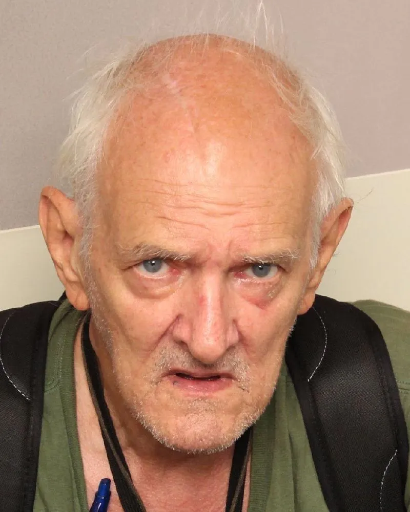 Registry photo of Lawrence James Brozik