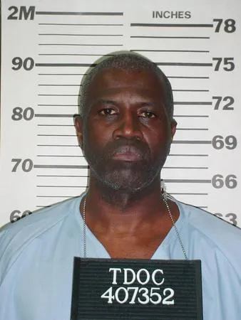 Registry photo of Vincent Edward Thomas