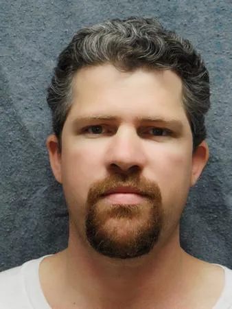 Registry photo of Gregory Allen Snow