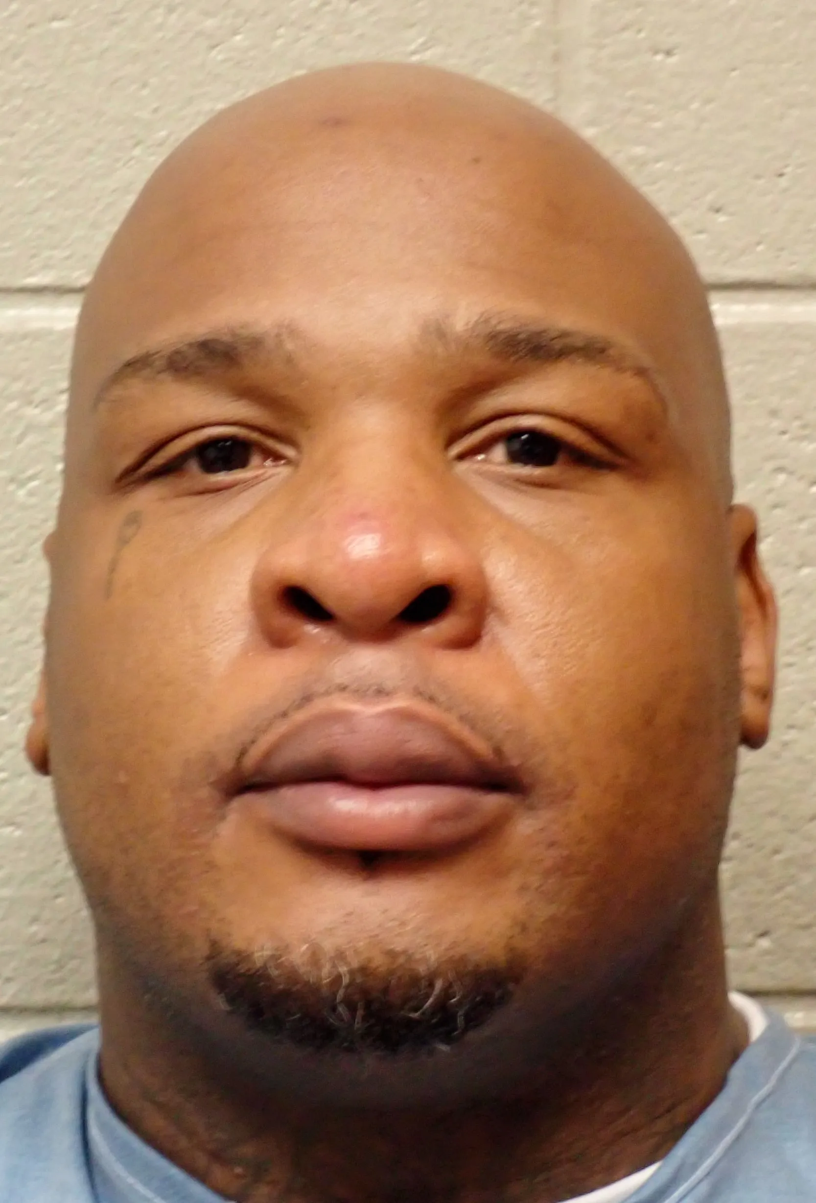 Registry photo of Christopher Ryan Hill