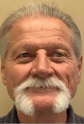 Registry photo of Morris Neal Davis