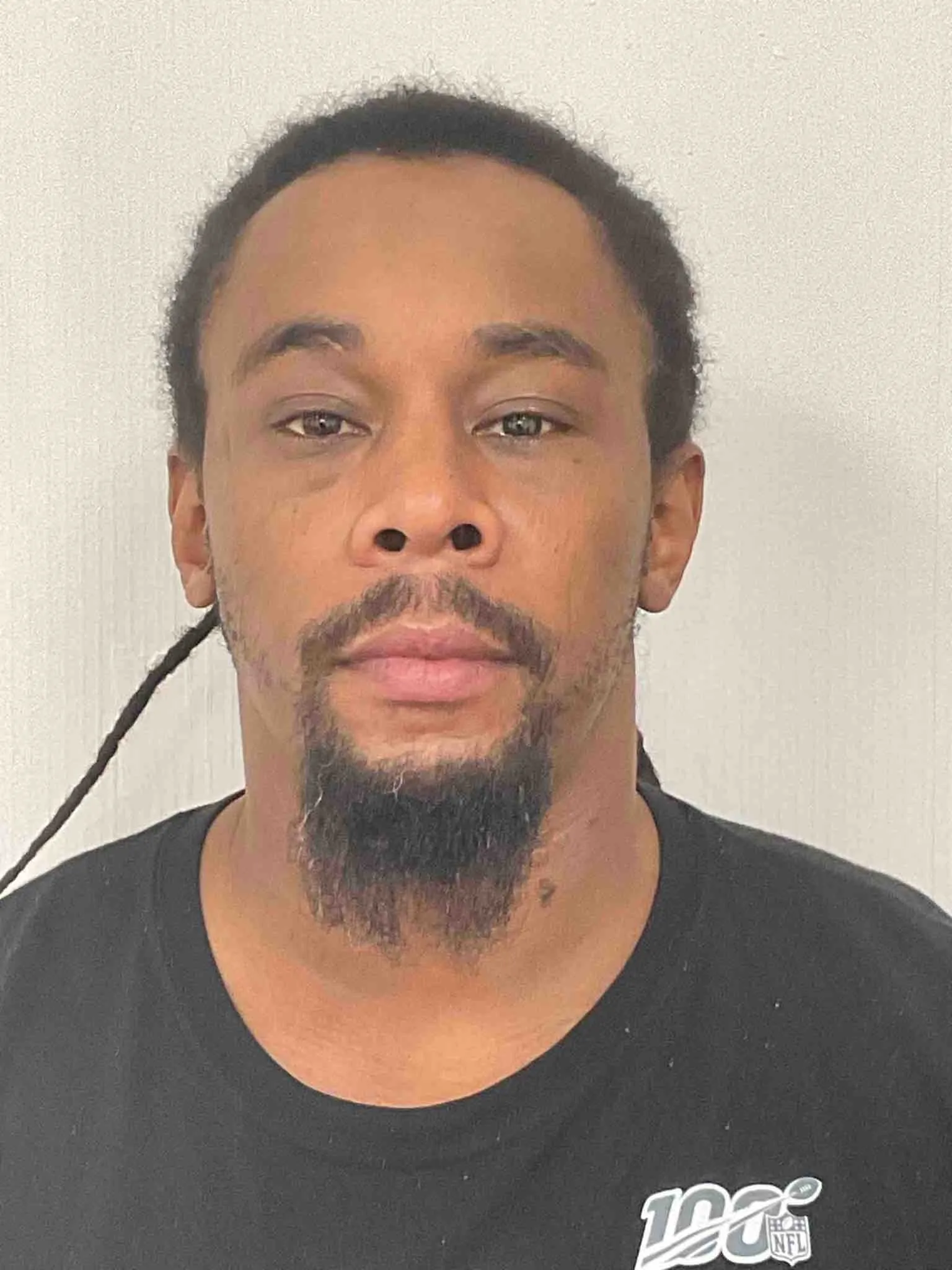 Registry photo of Shawn Standard