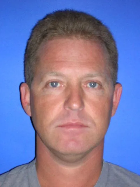 Registry photo of Lyndon Forrest Miller