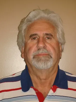 Registry photo of Earl Ray Scarbrough