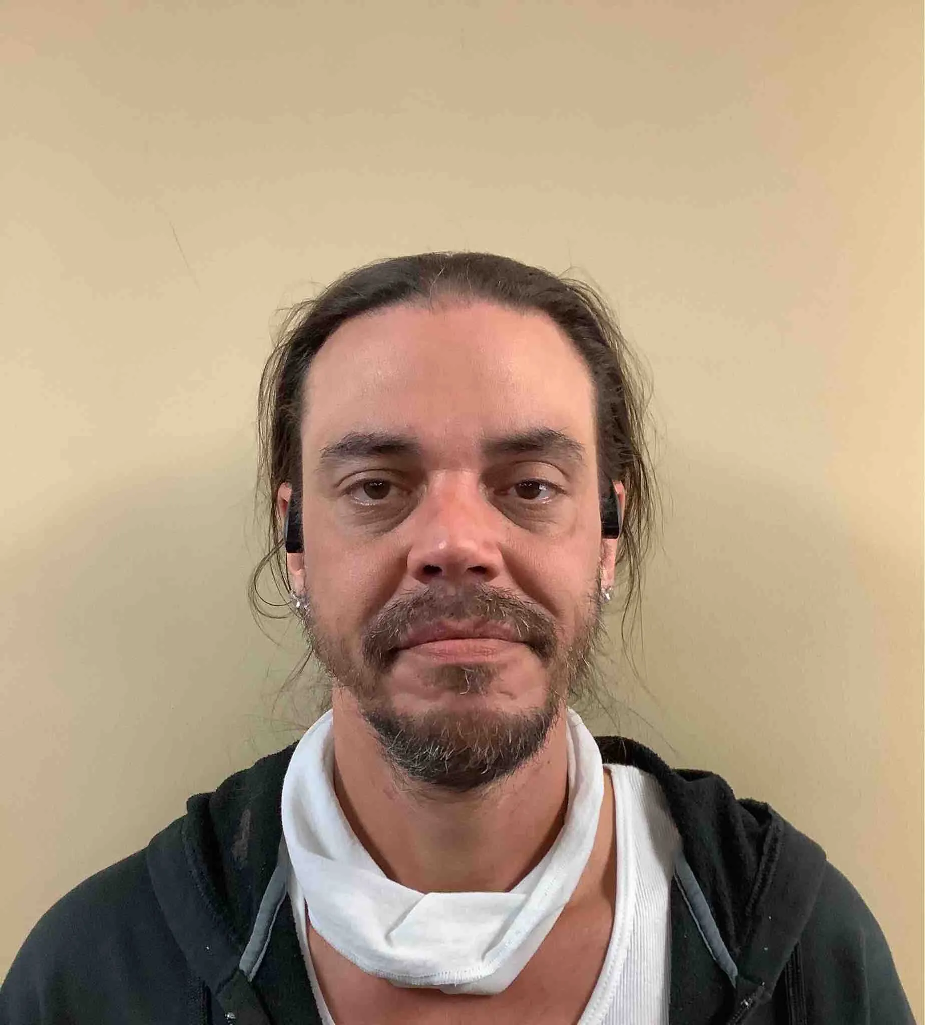 Registry photo of Edward L Gray