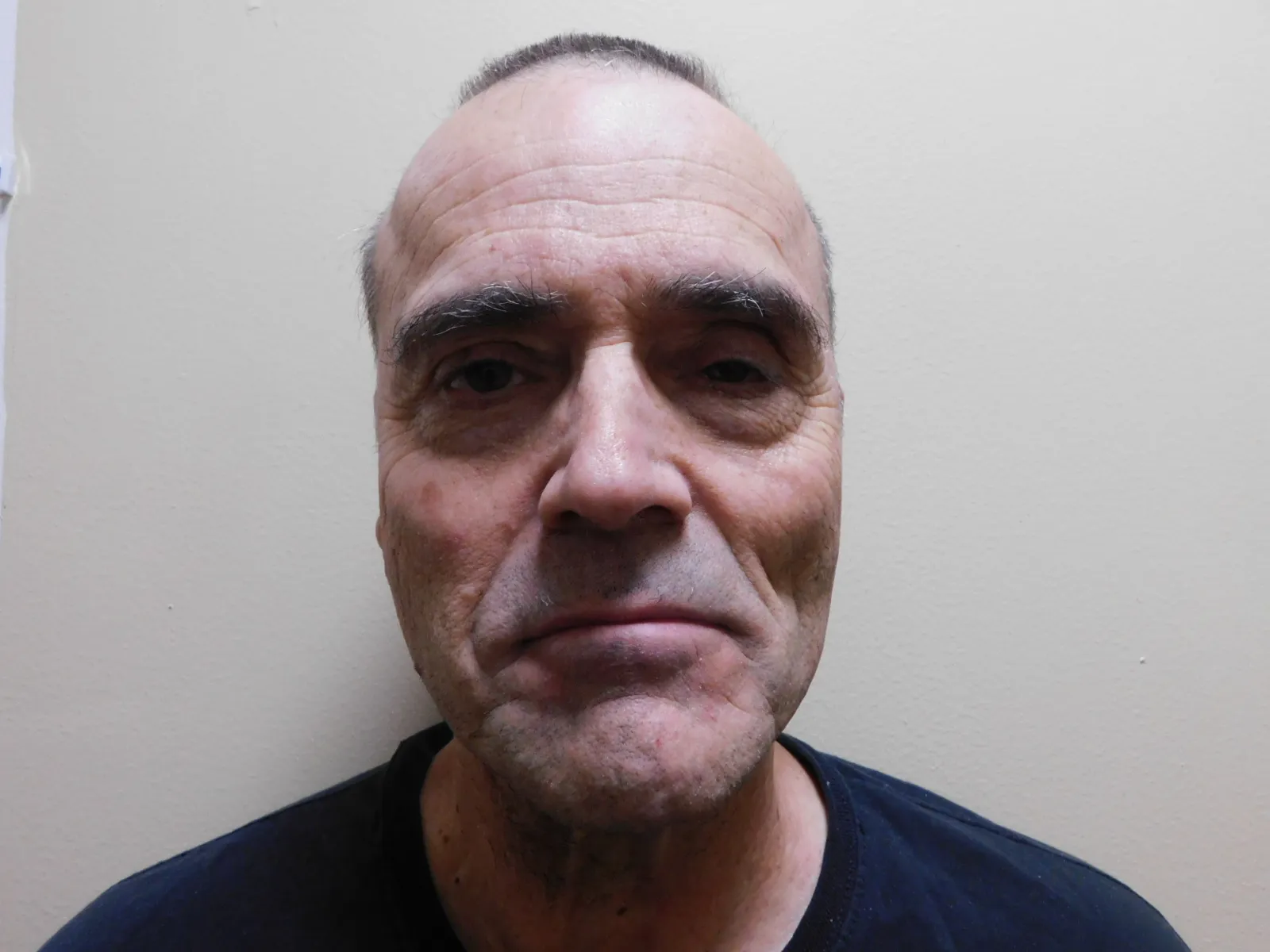 Registry photo of David Eric Holder