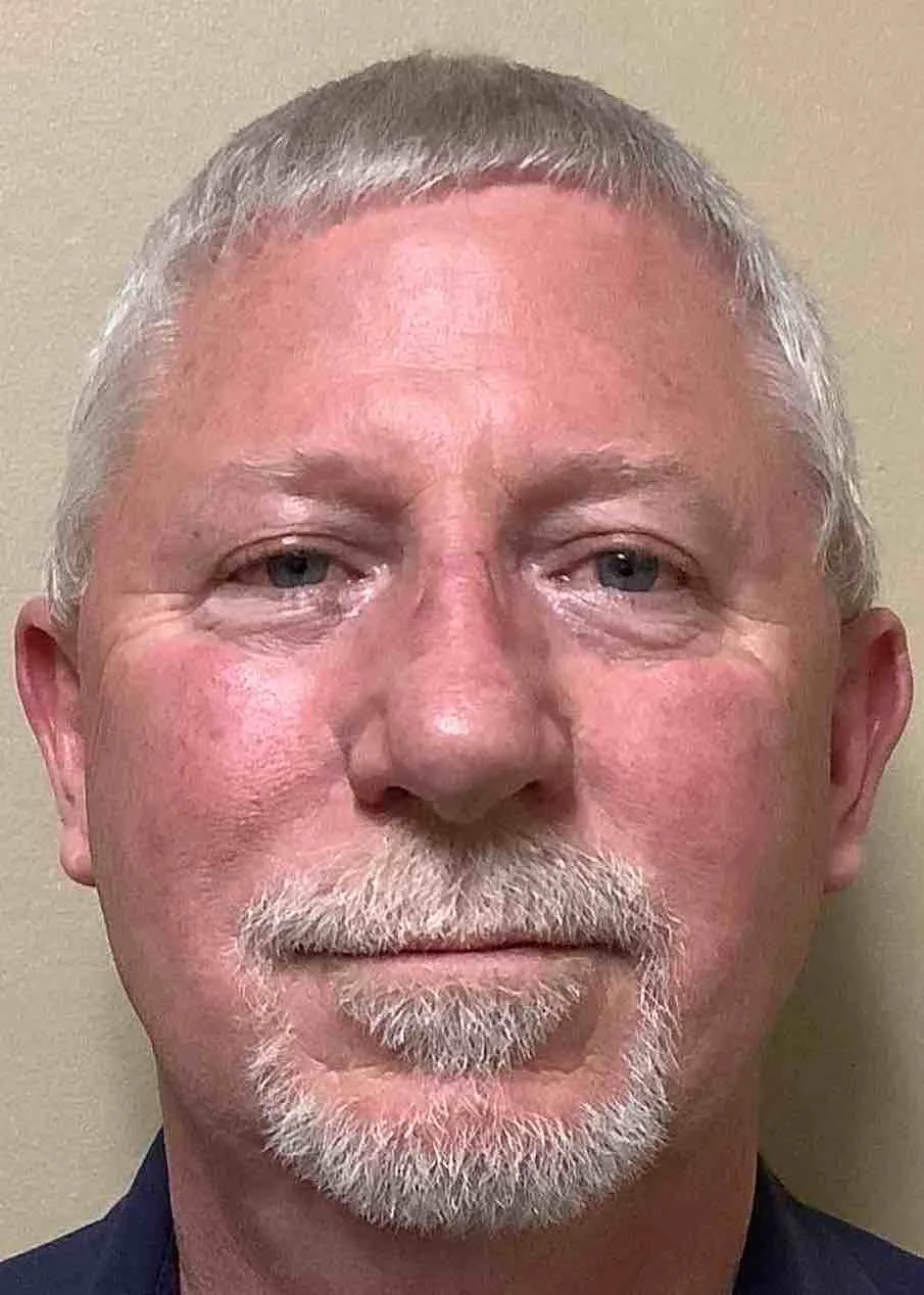 Registry photo of Del Ray Roberts