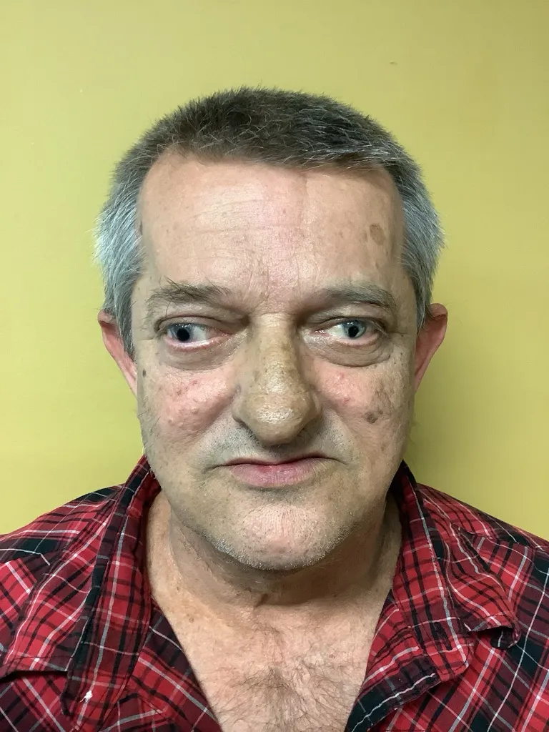 Registry photo of Ronald Gene Riley