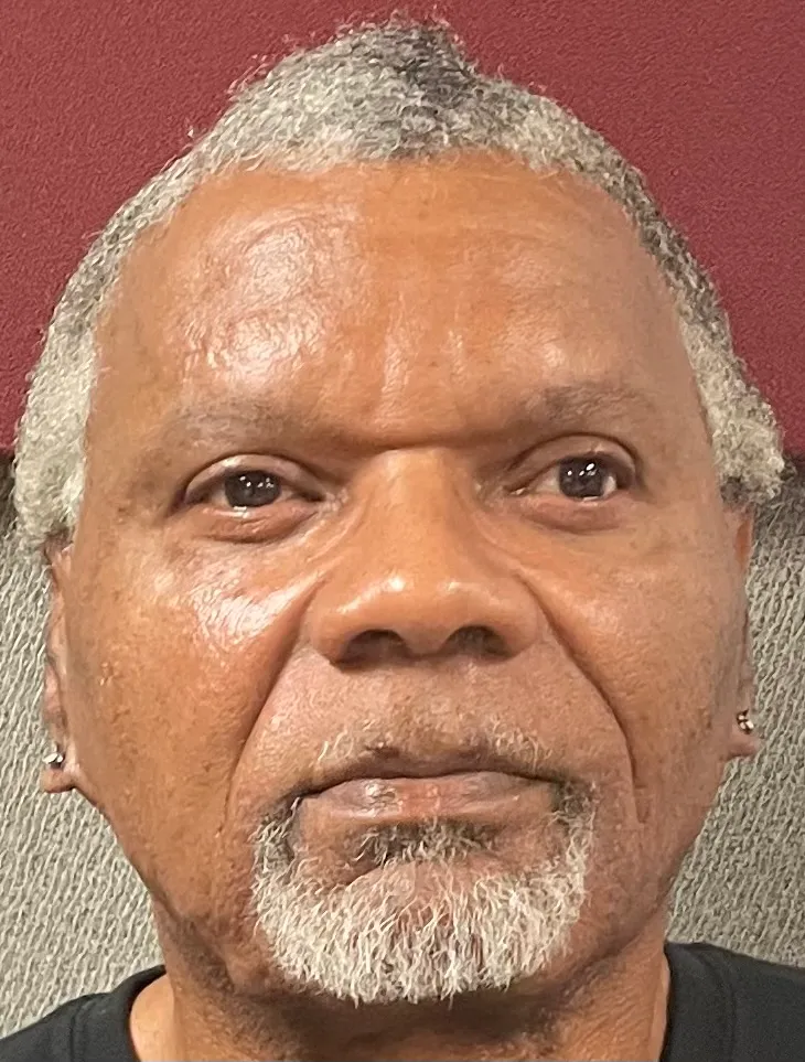 Registry photo of Darryl Lewellyn King