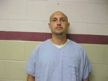 Registry photo of Douglas Dewayne Foster