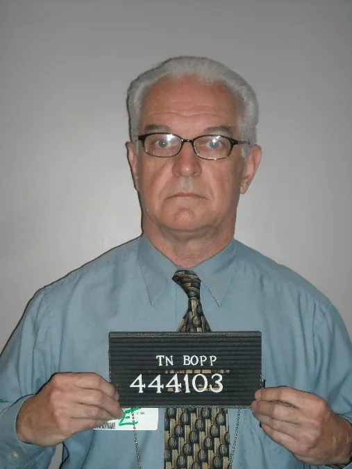 Registry photo of Wayne Walter Logan