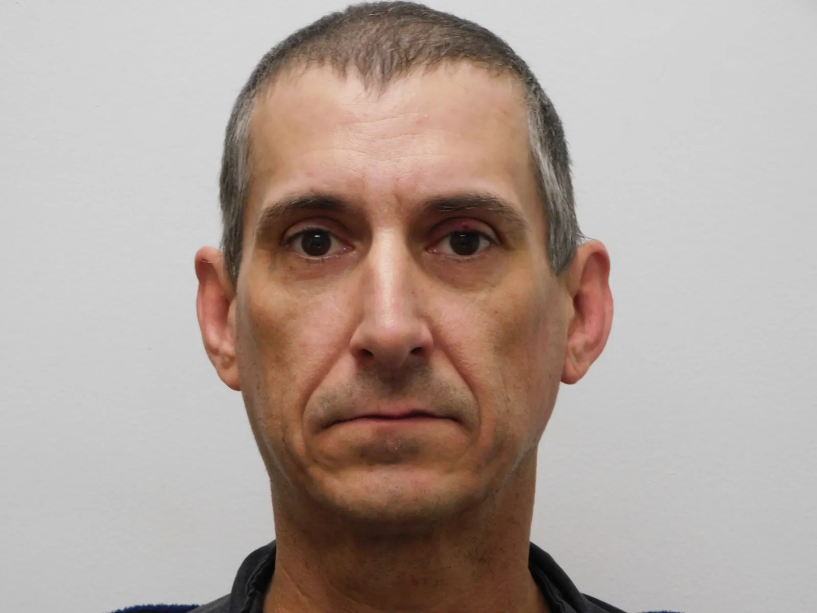 Registry photo of Michael Eugene Garland