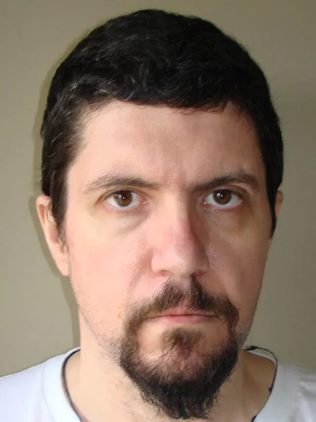 Registry photo of Warren Magee