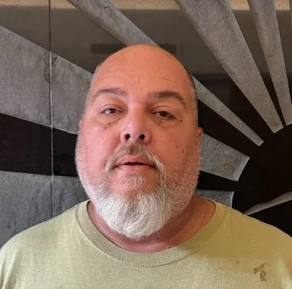 Registry photo of Thomas Roy Hively