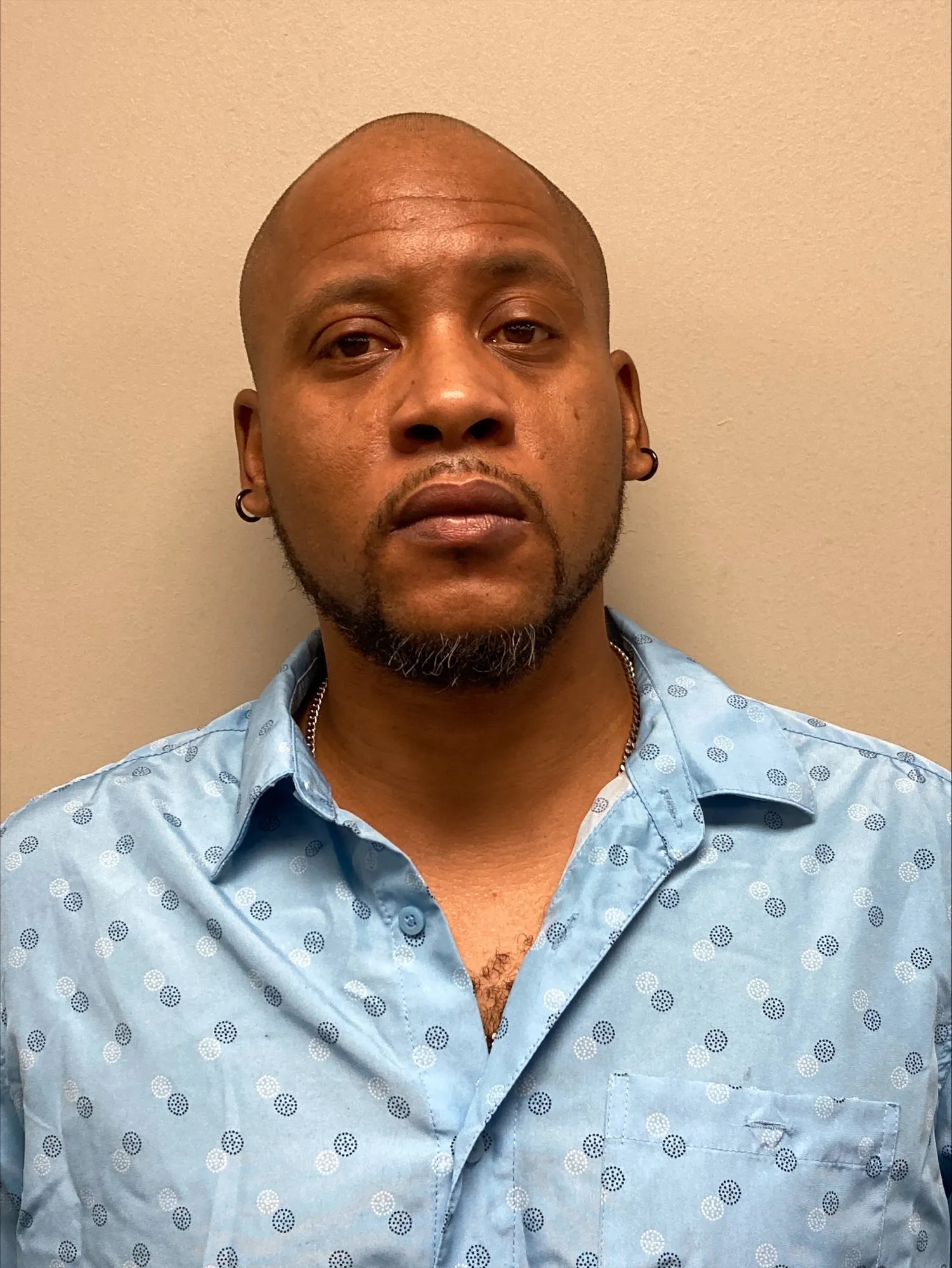 Registry photo of Kevin Bradley Hall