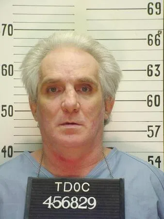 Registry photo of Harold L Morris