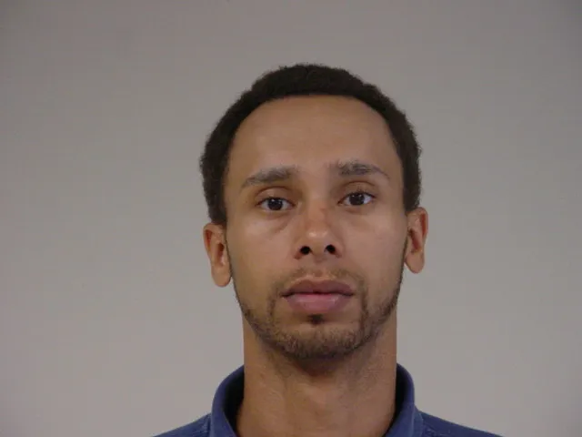 Registry photo of James Edward Lowe