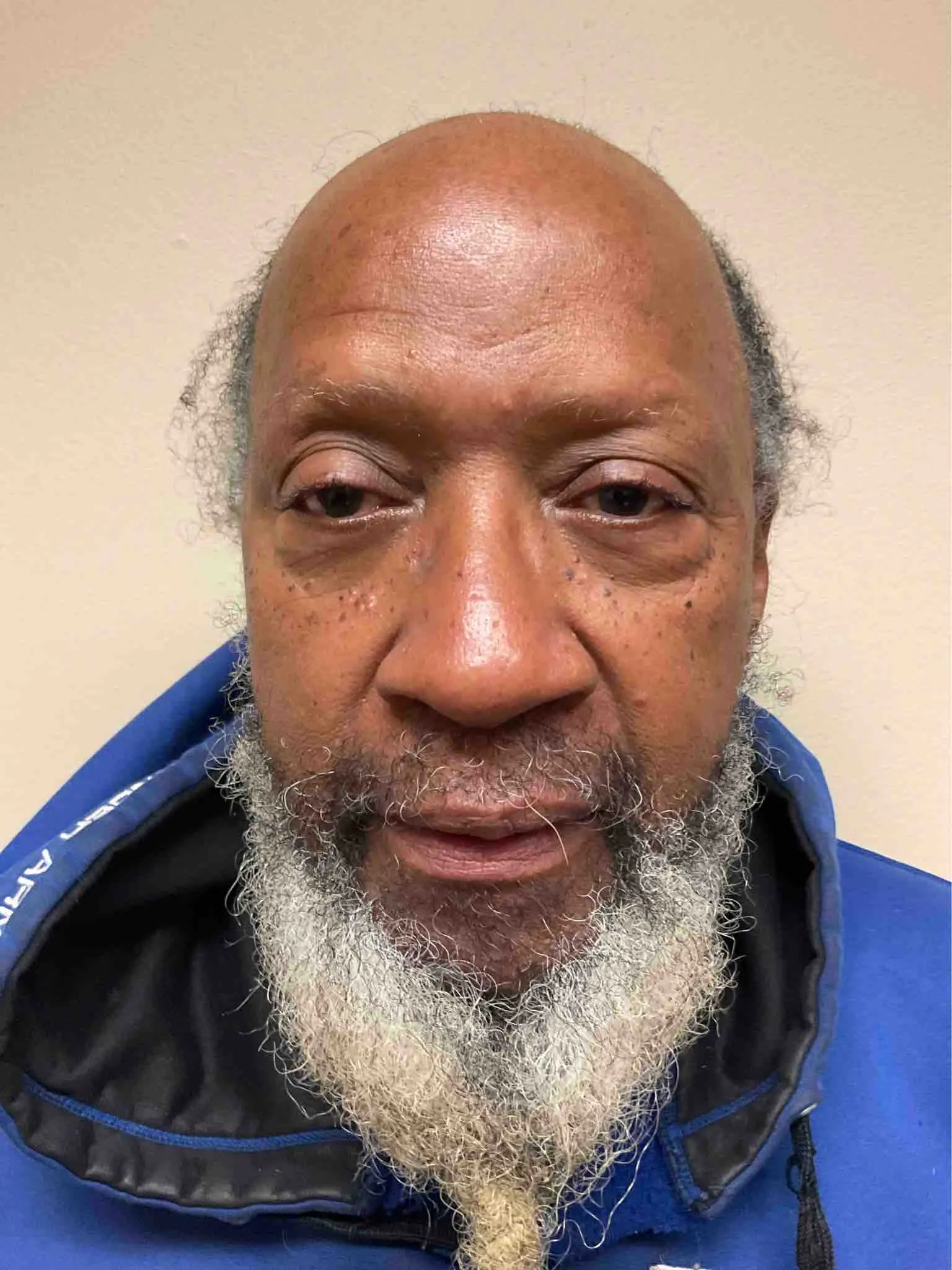 Registry photo of Claude Edward Starks