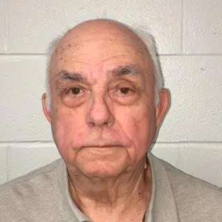 Registry photo of Lester Ben Sheppard