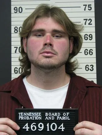 Registry photo of Tommy Russell Pierce